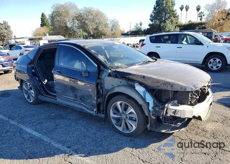 2021 Honda Clarity Touring z USA, uszkodzony, nr VIN JHMZC5F32MC000288